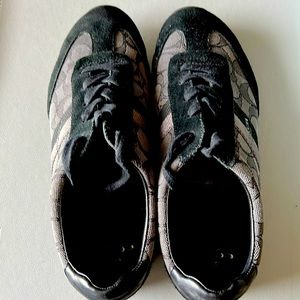 Woman’s Coach Sneakers- Black